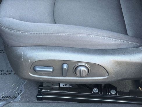 Used 2024 Chevrolet Malibu LT FWD image 14
