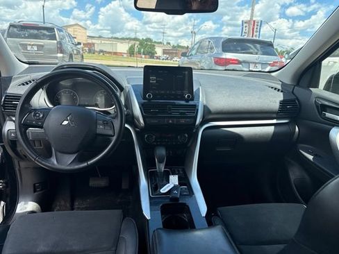 Used 2022 Mitsubishi Eclipse Cross SE FWD image 14