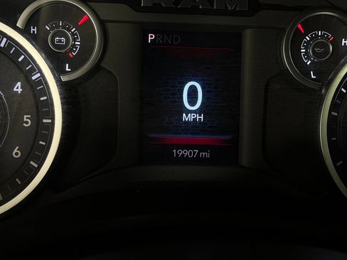 Certified 2025 RAM 2500 Big Horn AWD/4WD image 22