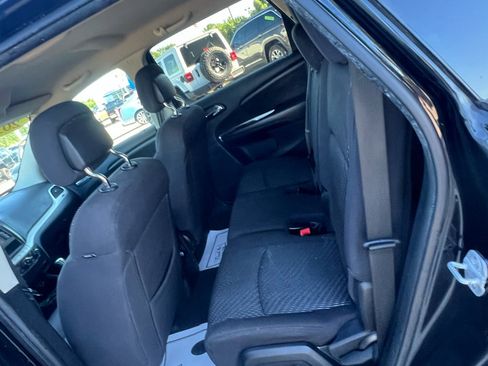 Used 2013 Dodge Journey SE image 11