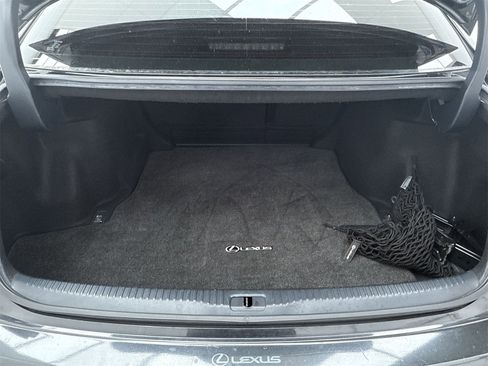 Used 2018 Lexus IS 350 image 40