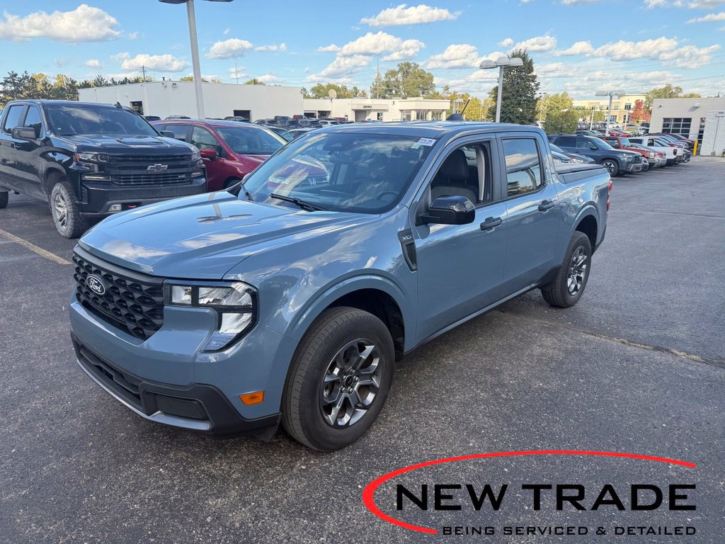 Used 2025 Ford Maverick XLT w/ Equipment Group 301A AWD/4WD image 1