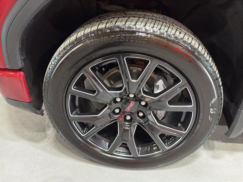 Used 2024 GMC Sierra 1500 Denali w/ Denali Reserve Package image 10