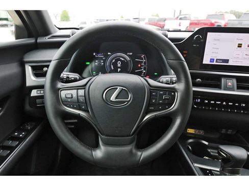 Used 2024 Lexus UX 250h F Sport FWD image 11