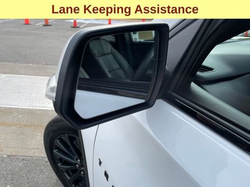 Used 2024 Chevrolet Traverse RS image 8