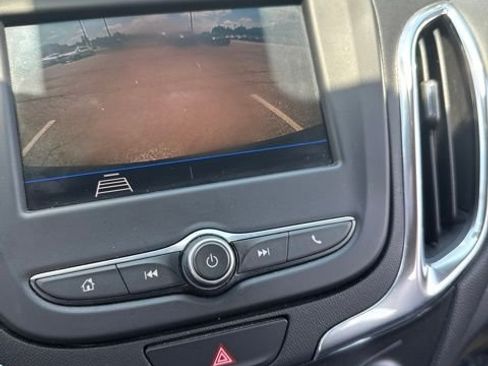 Used 2021 Chevrolet Equinox LT FWD image 6