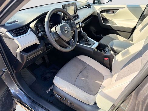 Used 2022 Toyota RAV4 XLE image 29