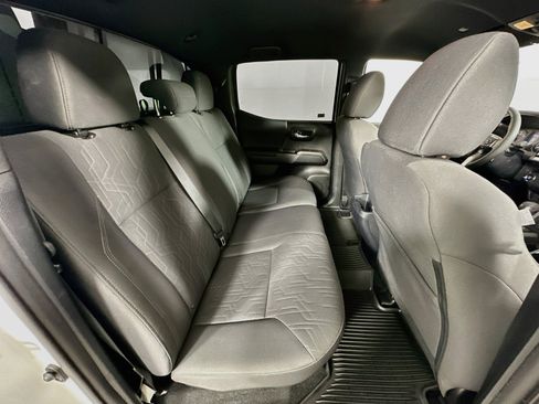 Used 2019 Toyota Tacoma TRD Off-Road RWD image 24