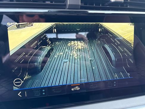 New 2026 GMC Sierra 2500 Denali Ultimate AWD/4WD image 33