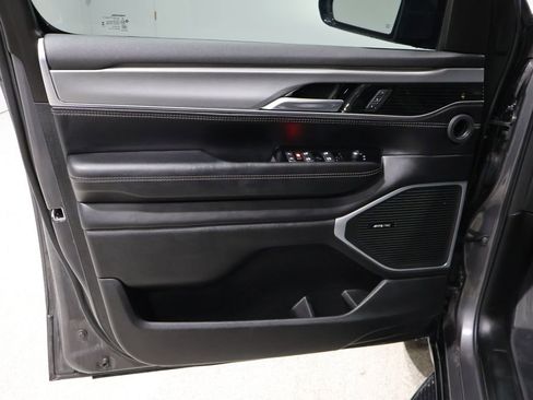 Used 2023 Jeep Wagoneer Series II image 13