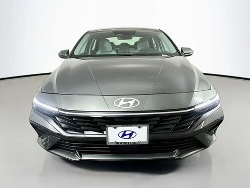 New 2026 Hyundai Elantra Limited FWD image 2
