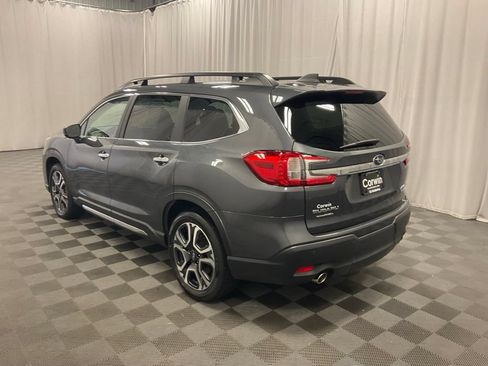 Used 2025 Subaru Ascent Touring AWD/4WD image 5
