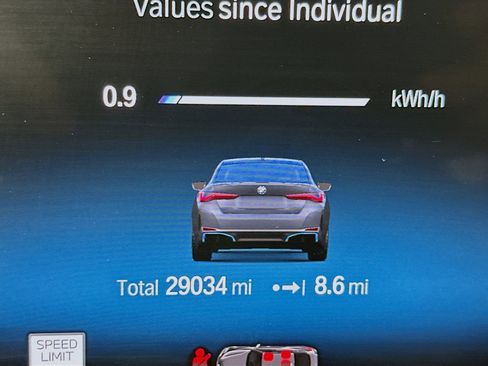 Used 2023 BMW i4 eDrive35 RWD image 19