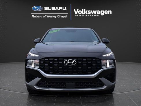 Used 2022 Hyundai Santa Fe SE FWD image 2