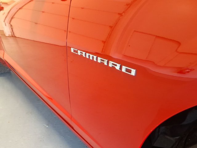 Used 2013 Chevrolet Camaro LT RWD image 10