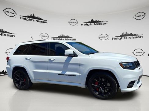 Used 2021 Jeep Grand Cherokee SRT AWD/4WD image 12