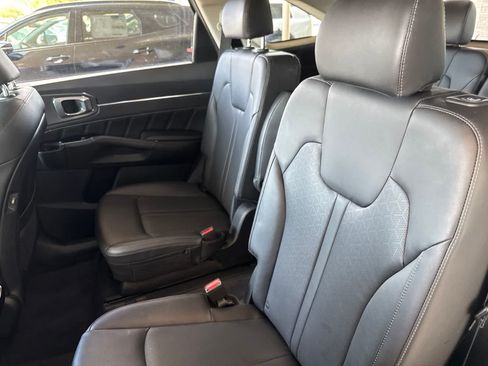 Used 2022 Kia Sorento SX AWD/4WD image 13