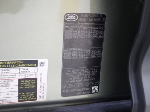 Used 2020 Land Rover Defender 110 SE image 43