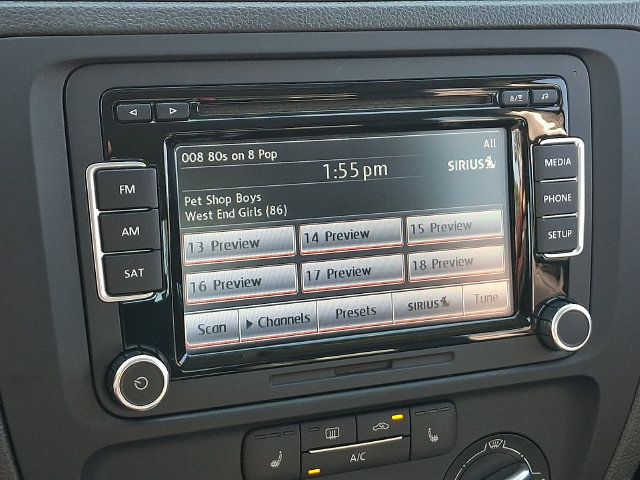 Used 2014 Volkswagen Jetta SE FWD image 10