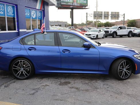 Used 2019 BMW 330i xDrive Sedan w/ M Sport Package AWD/4WD image 2