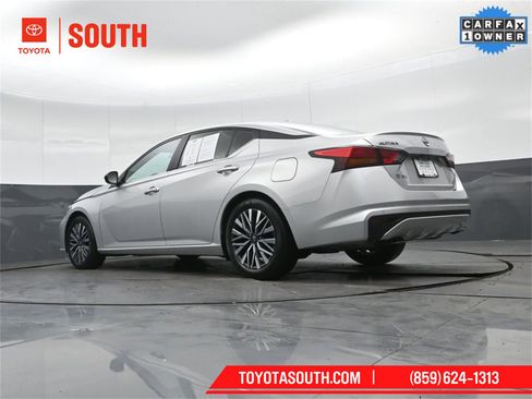 Used 2025 Nissan Altima 2.5 SV image 40