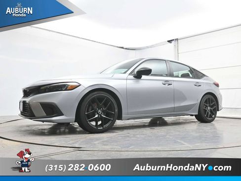 Used 2022 Honda Civic Sport image 18