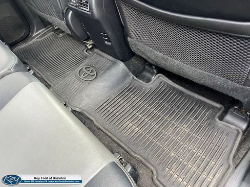 Used 2018 Toyota 4Runner SR5 Premium image 37