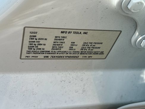 Used 2023 Tesla Model Y Long Range AWD/4WD image 42