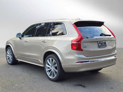Used 2024 Volvo XC90 B6 Ultimate w/ Protection Package Premier image 5