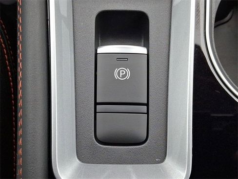 New 2025 Nissan Altima 2.5 SR image 16