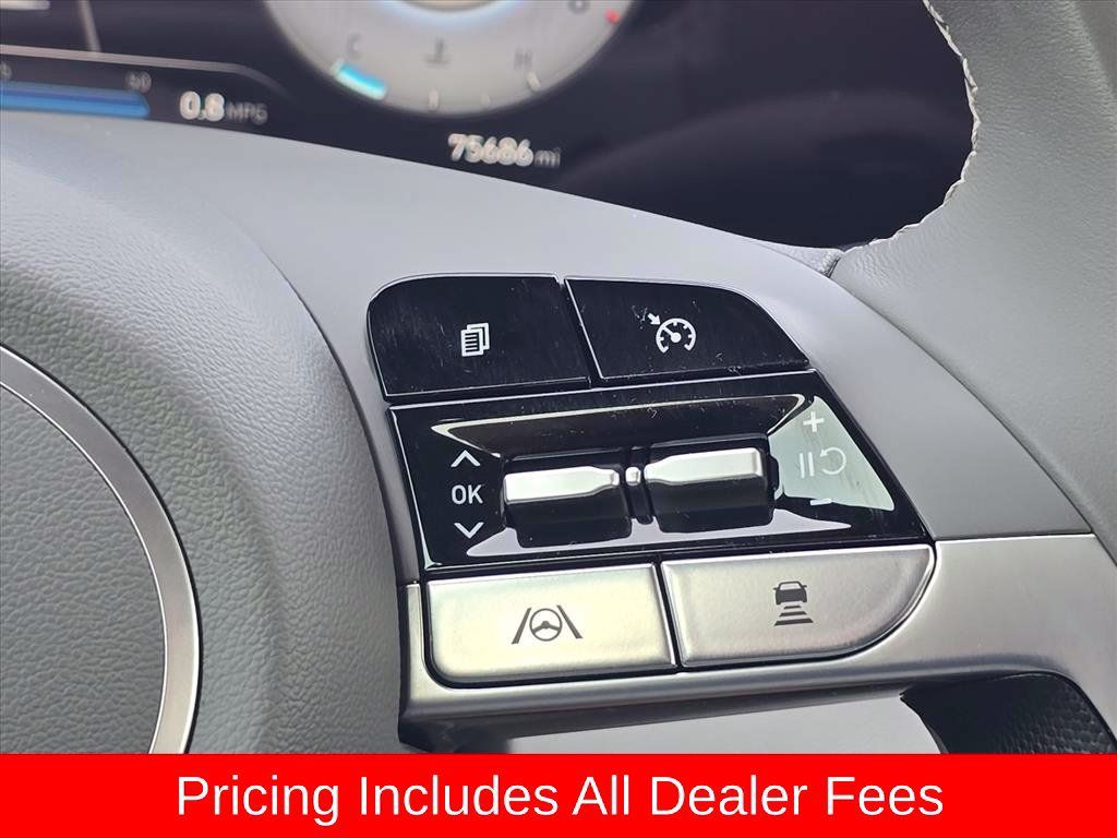 Used 2023 Hyundai Elantra SEL w/ Convenience Package FWD image 20
