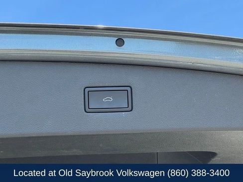 Certified 2024 Volkswagen Tiguan SE R-Line AWD/4WD image 22