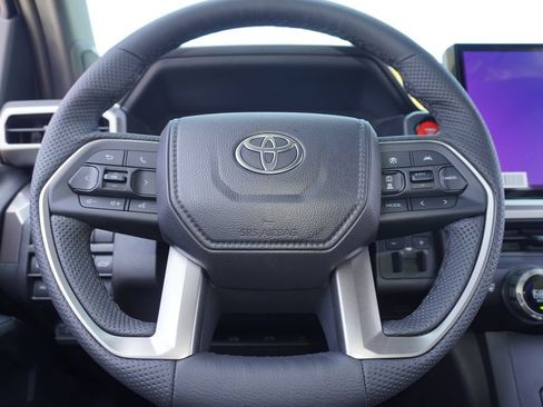 New 2026 Toyota Tacoma TRD Off-Road AWD/4WD image 19