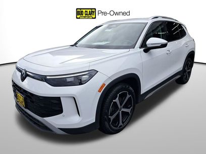 Used 2025 Volkswagen Tiguan SE