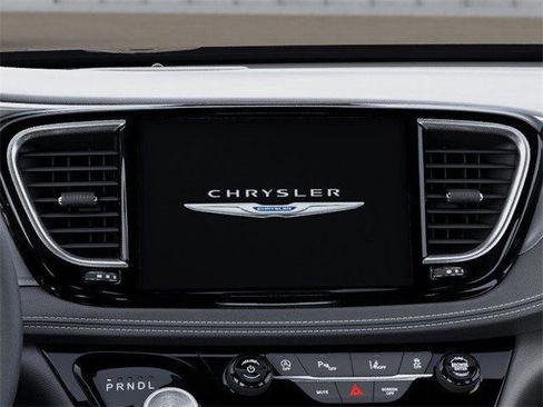 New 2026 Chrysler Pacifica Select FWD image 18