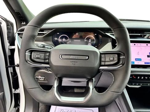New 2026 Jeep Cherokee Laredo AWD/4WD image 14