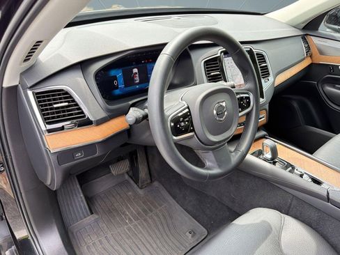 Certified 2023 Volvo XC90 B6 Plus w/ Protection Package Premier AWD/4WD image 4