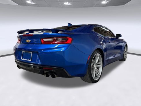 Used 2016 Chevrolet Camaro SS RWD image 7