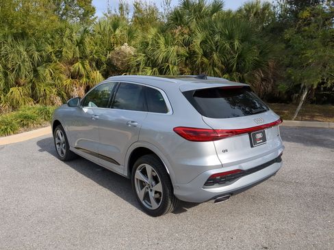 New 2025 Audi Q5 Premium Plus image 6