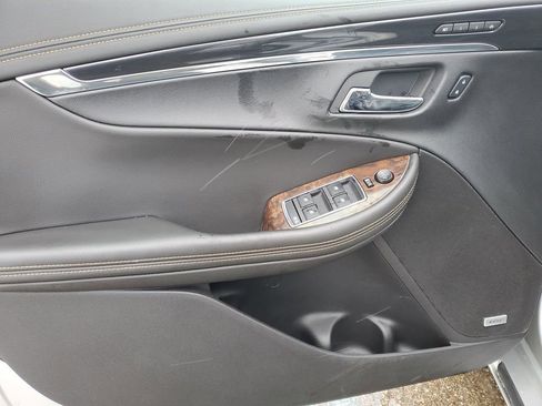 Used 2015 Chevrolet Impala LTZ image 29