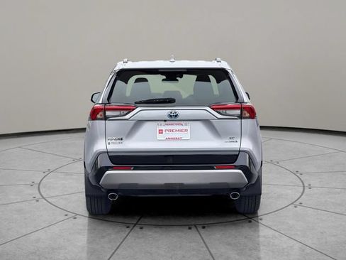 Certified 2022 Toyota RAV4 SE w/ Convenience Package AWD/4WD image 5