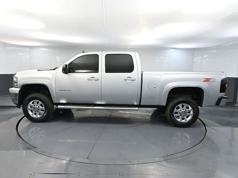 Used 2014 Chevrolet Silverado 2500 LT w/ Z71 Appearance Package image 9