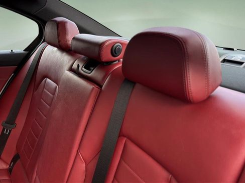 Used 2022 BMW 330i xDrive Sedan w/ Premium Package 2 image 15