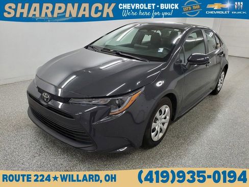 Used 2024 Toyota Corolla LE image 1