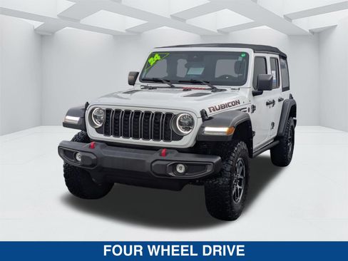 Used 2024 Jeep Wrangler Unlimited Rubicon AWD/4WD image 8