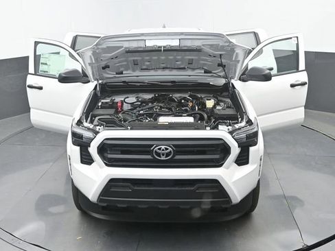 New 2026 Toyota Tacoma SR image 32