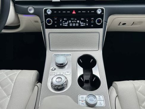 Used 2025 Genesis GV80 3.5T Prestige AWD/4WD image 21
