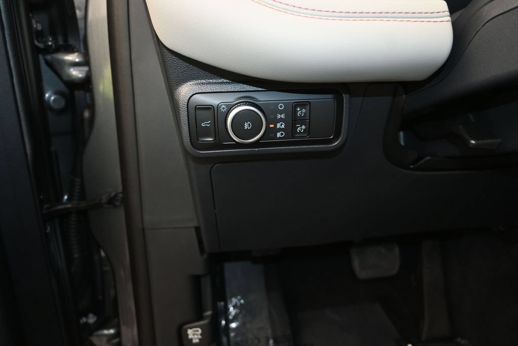 New 2026 Ford Explorer Active w/ Active Comfort Package AWD/4WD image 12