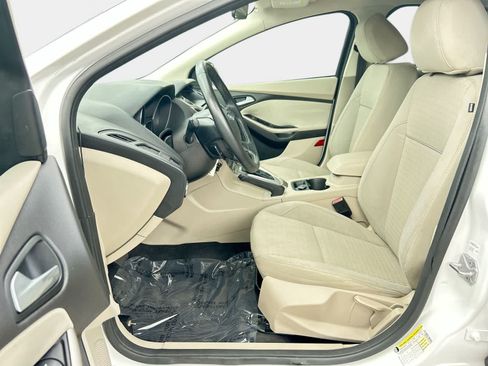 Used 2012 Ford Focus SEL FWD image 12