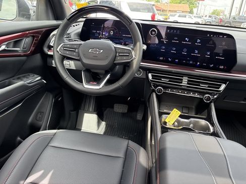 New 2026 Chevrolet Traverse Z71 w/ Enhanced Driving Package AWD/4WD image 19